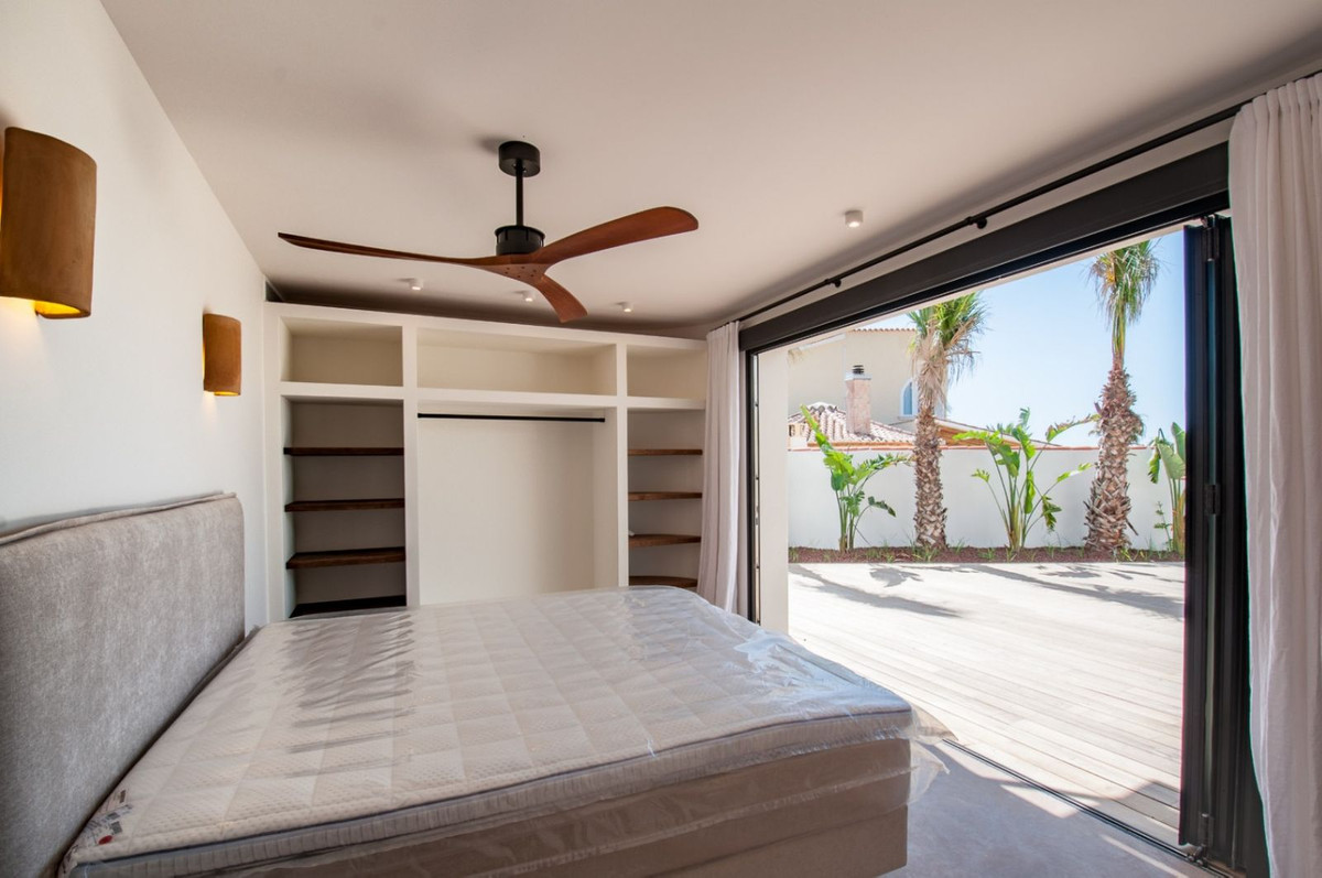 4 Bed Townhouse for sale in Benissa Costa Blanca, Alicante, Spain