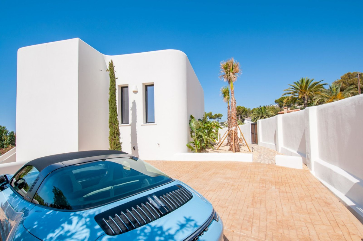 4 Bed Townhouse for sale in Benissa Costa Blanca, Alicante, Spain