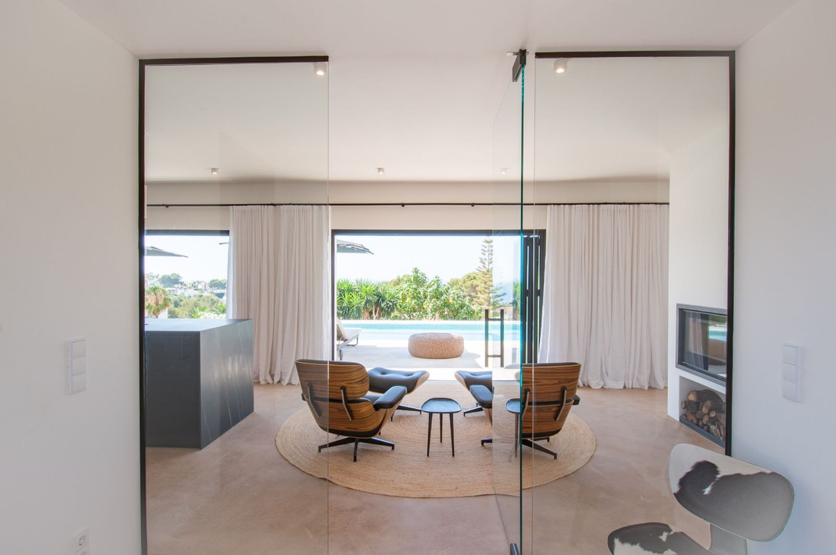 4 Bed Townhouse for sale in Benissa Costa Blanca, Alicante, Spain