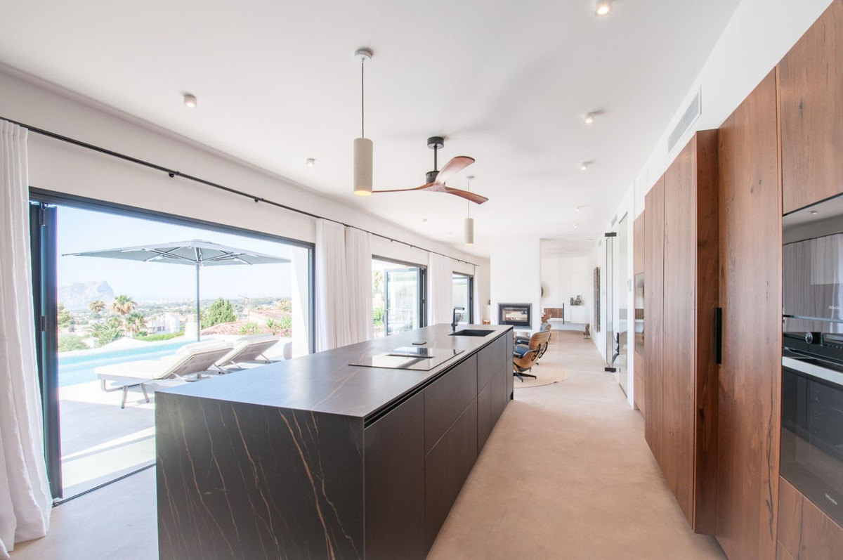 4 Bed Townhouse for sale in Benissa Costa Blanca, Alicante, Spain