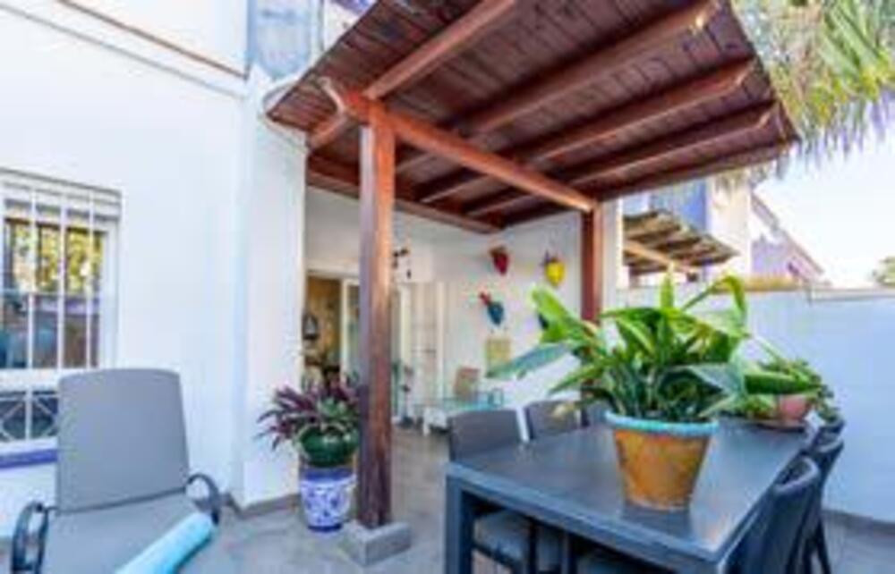 5 Bed Townhouse for sale in San Pedro De Alcántara Costa Del Sol, Málaga, Spain