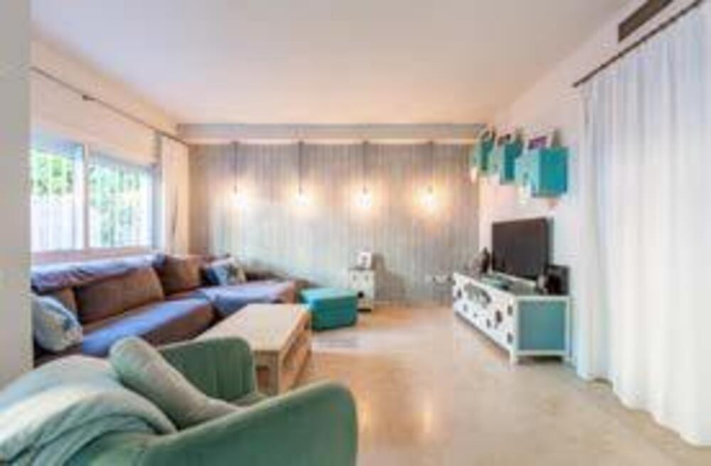5 Bed Townhouse for sale in San Pedro De Alcántara Costa Del Sol, Málaga, Spain
