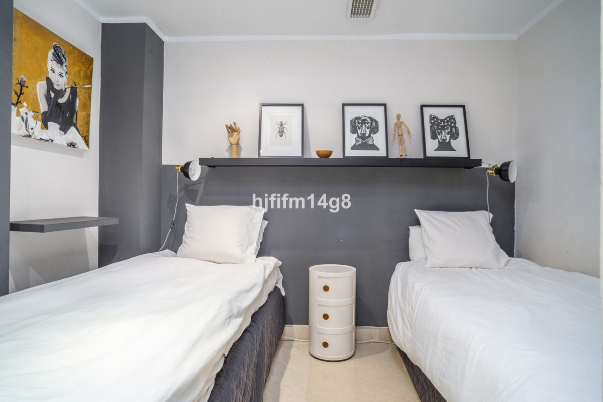 2 Bed Apartment for sale in San Pedro De Alcántara Costa Del Sol, Málaga, Spain