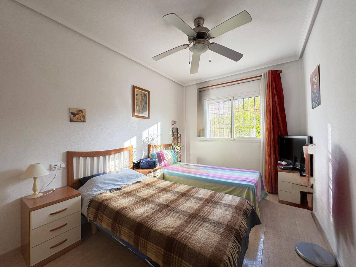 Se vende Apartamento Planta Baja de 2 dormitorios en Costa Blanca, Alicante, España