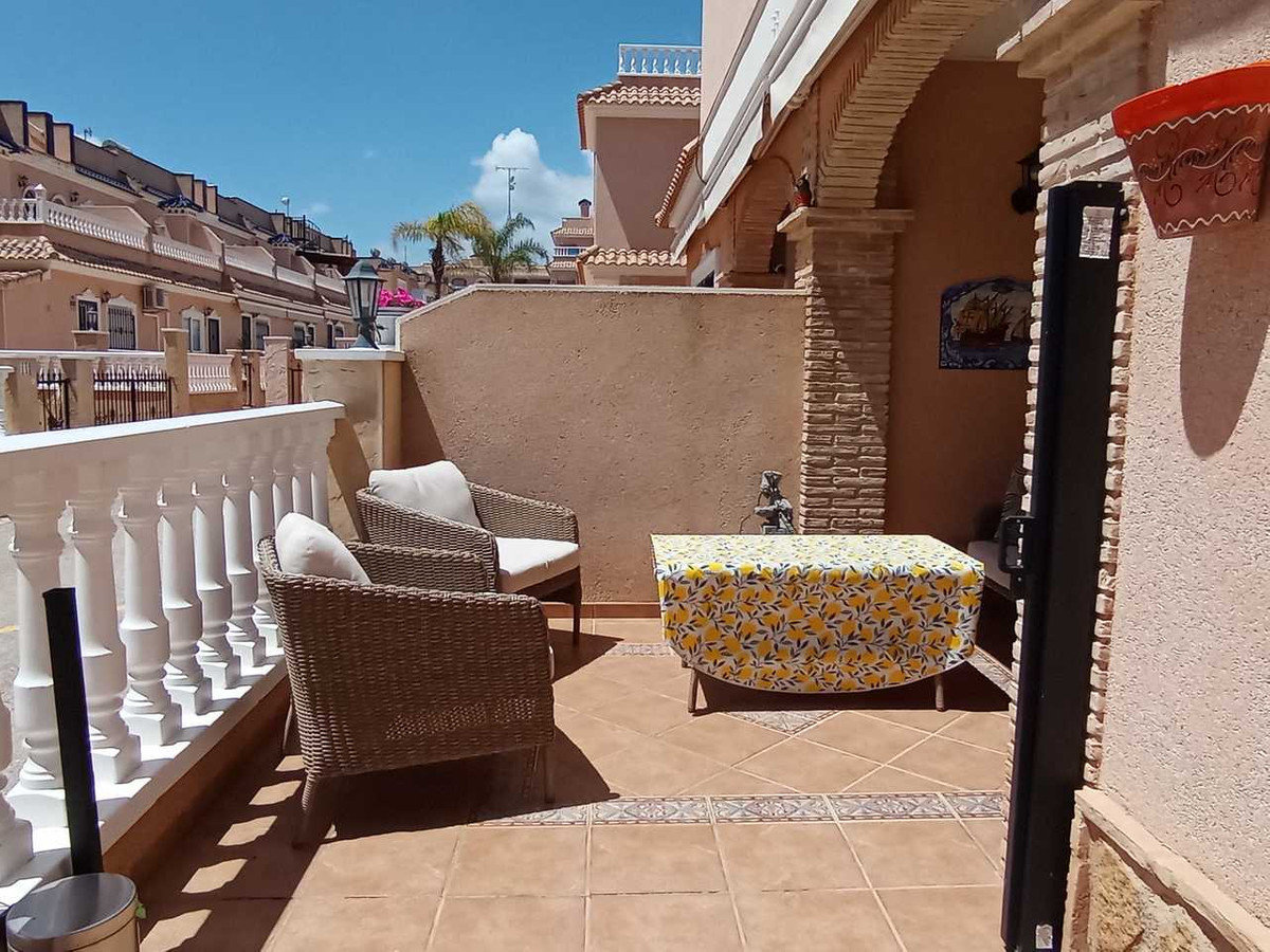 Se vende Adosada de 3 dormitorios en Costa Blanca, Alicante, España