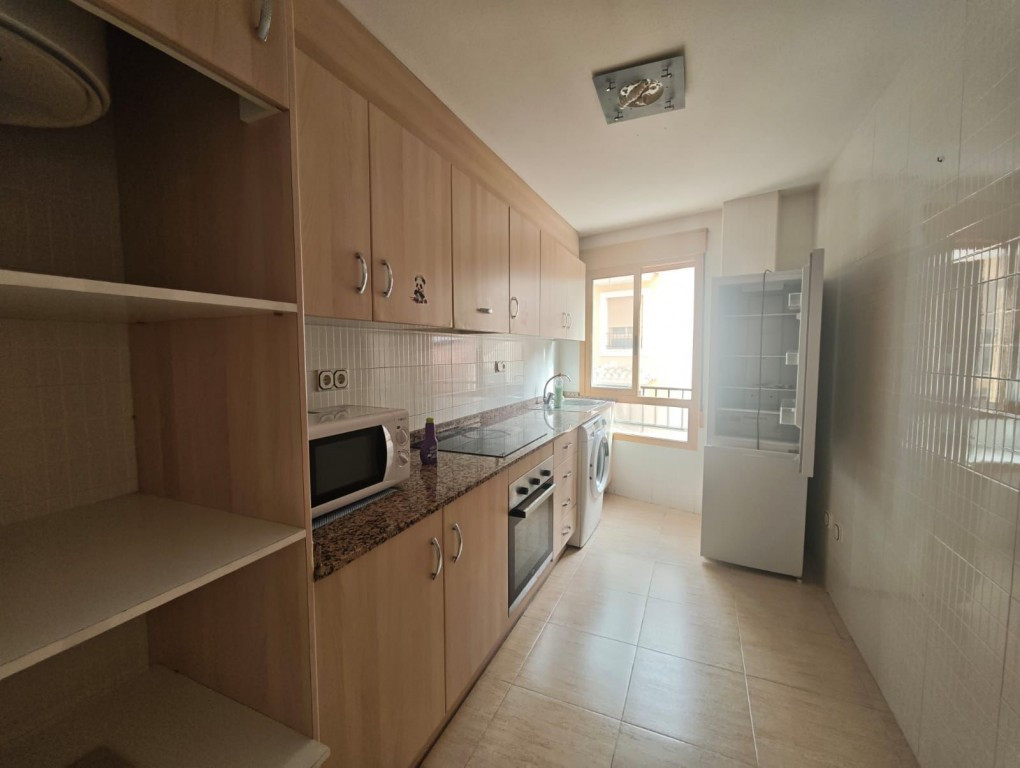 Se vende Apartamento Planta Media de 2 dormitorios en Costa Blanca, Alicante, España