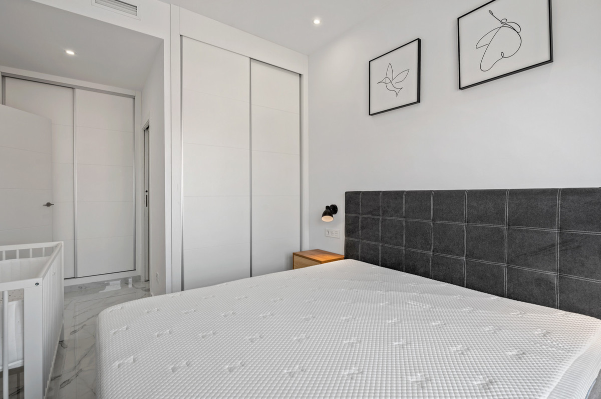 Se vende Villa - Chalet de 3 dormitorios en Costa Blanca, Alicante, España