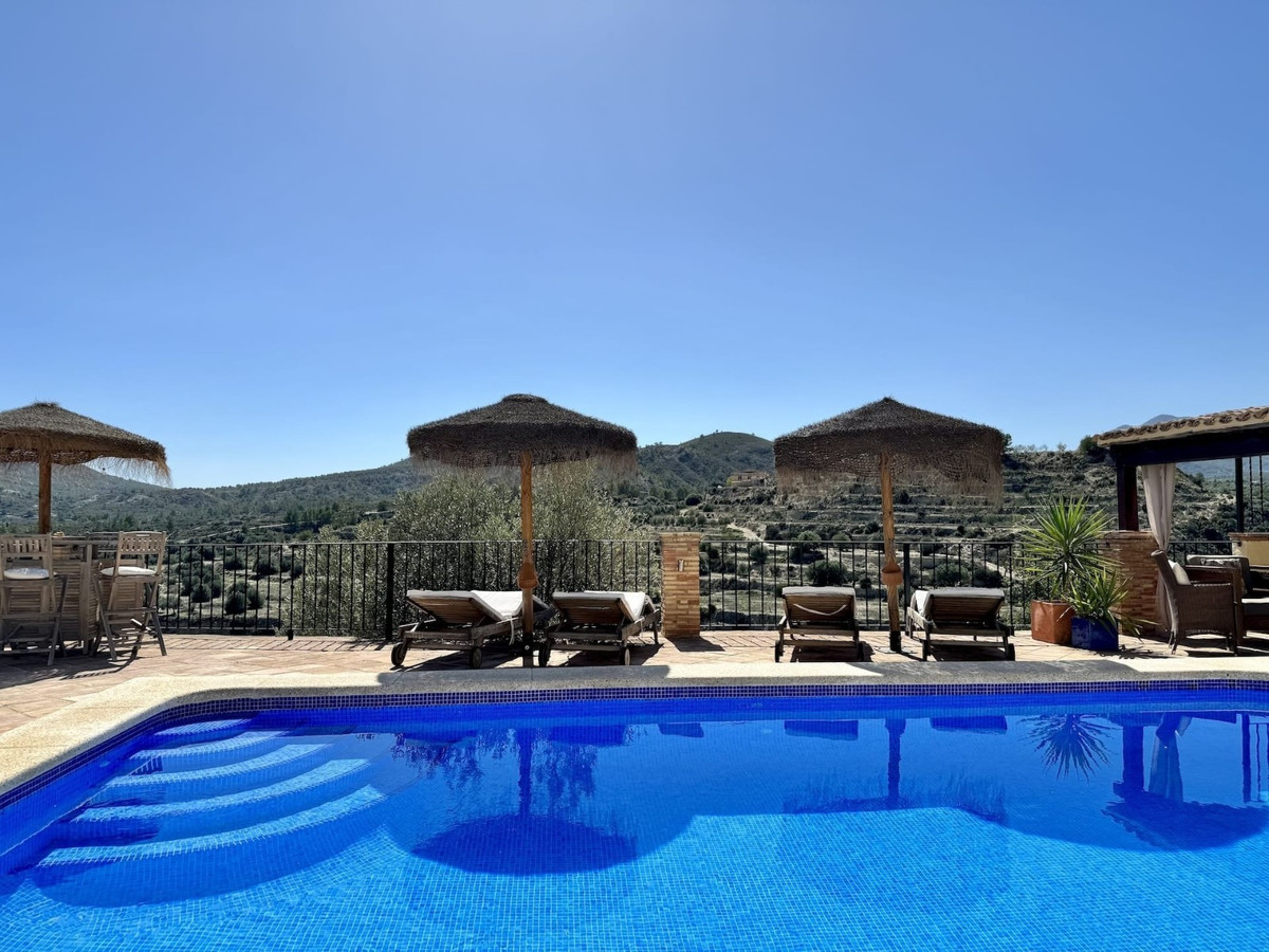 Se vende Villa - Chalet de 3 dormitorios en Costa Blanca, Alicante, España