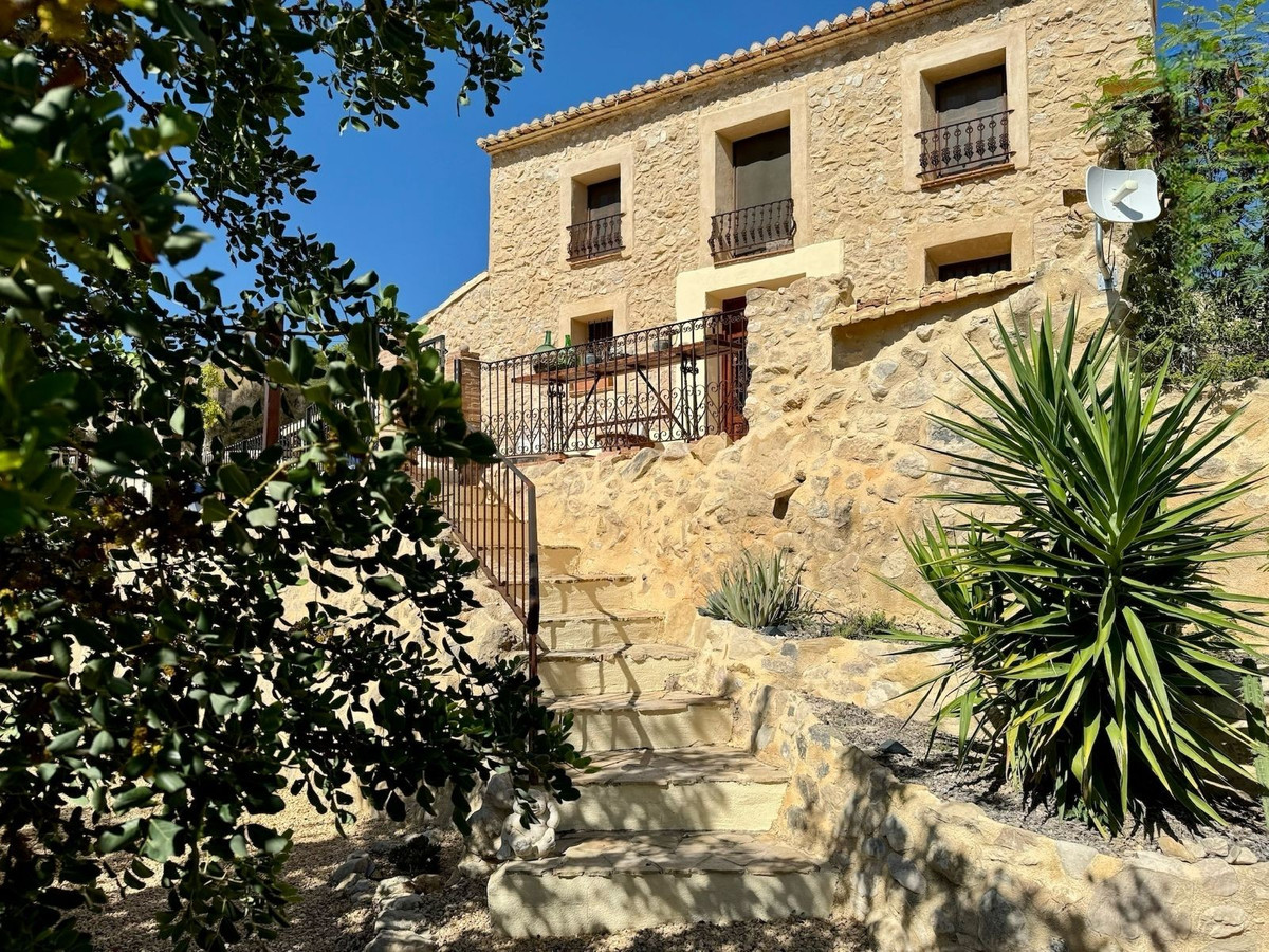 Se vende Villa - Chalet de 3 dormitorios en Costa Blanca, Alicante, España
