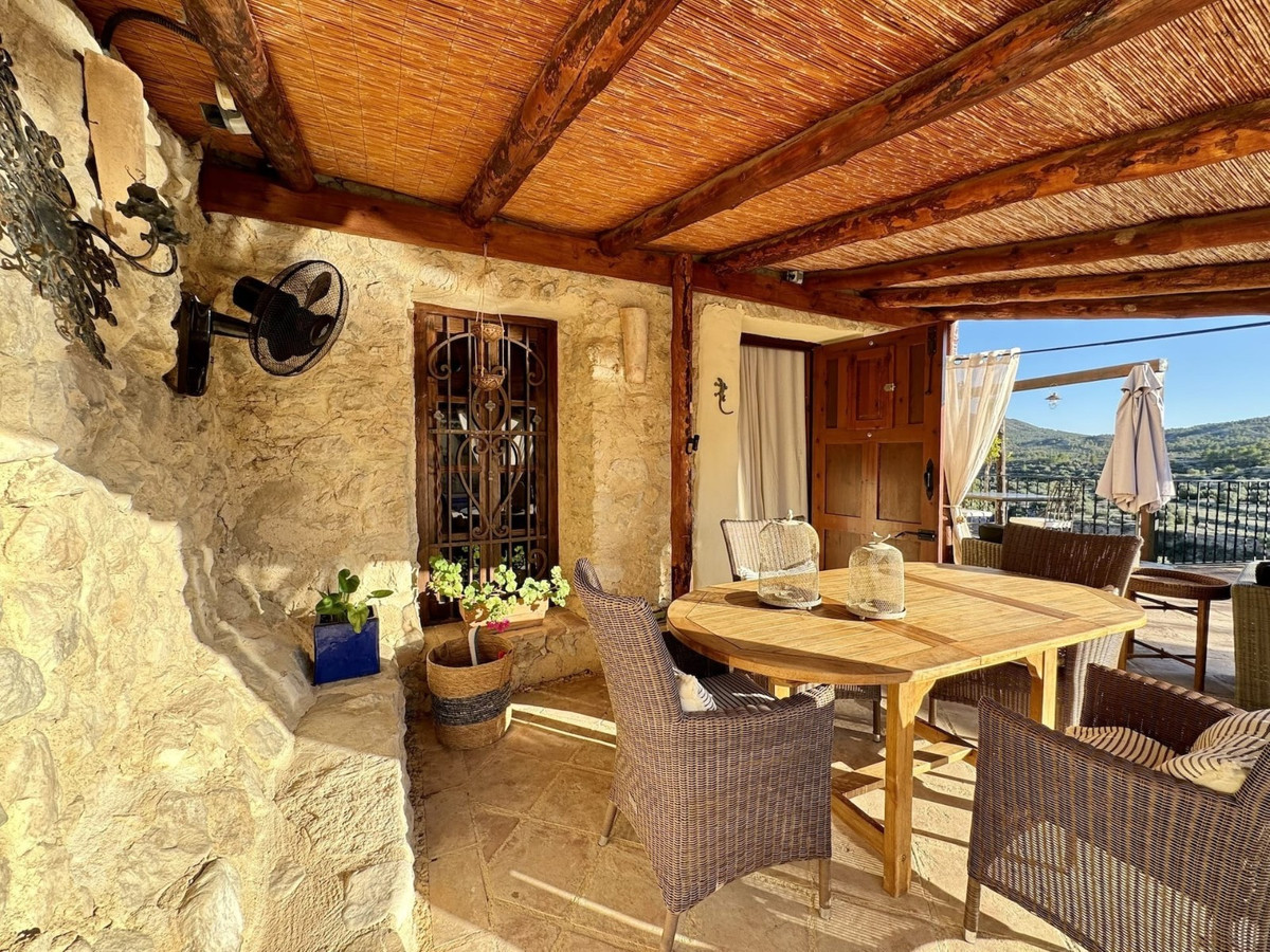 Se vende Villa - Chalet de 3 dormitorios en Costa Blanca, Alicante, España