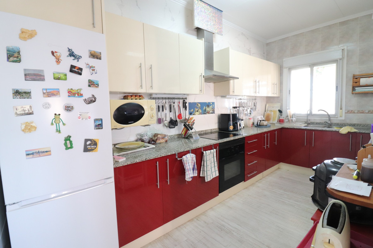 Se vende Villa - Chalet de 3 dormitorios en Costa Blanca, Alicante, España