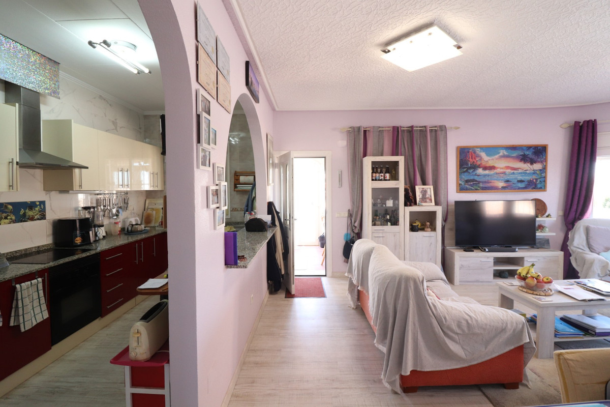 Se vende Villa - Chalet de 3 dormitorios en Costa Blanca, Alicante, España