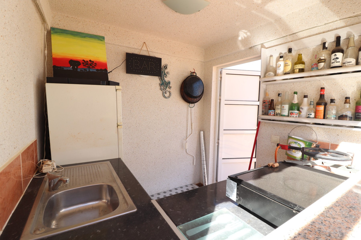 Se vende Villa - Chalet de 3 dormitorios en Costa Blanca, Alicante, España