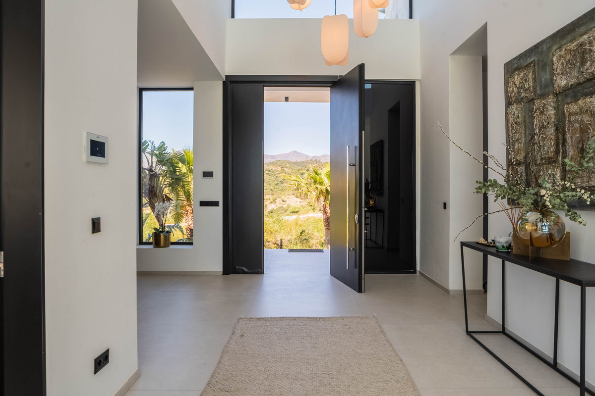 Se vende Villa - Chalet de 9 dormitorios en Costa Del Sol, Málaga, España