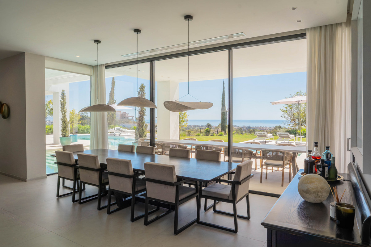 Se vende Villa - Chalet de 9 dormitorios en Costa Del Sol, Málaga, España