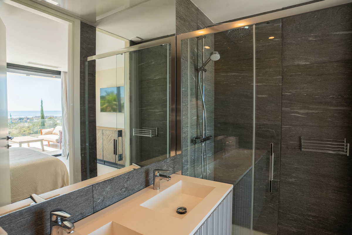 Se vende Villa - Chalet de 9 dormitorios en Costa Del Sol, Málaga, España