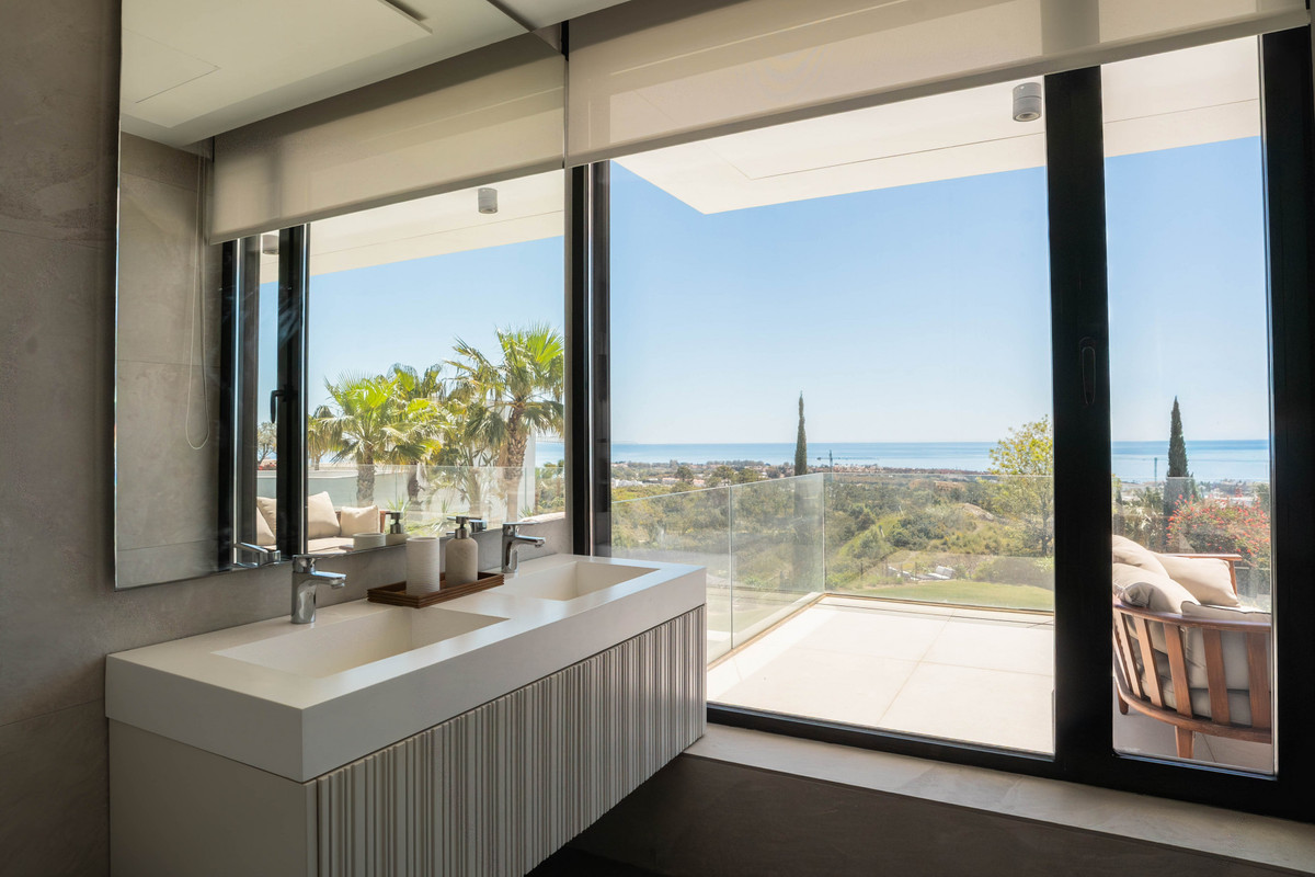Se vende Villa - Chalet de 9 dormitorios en Costa Del Sol, Málaga, España