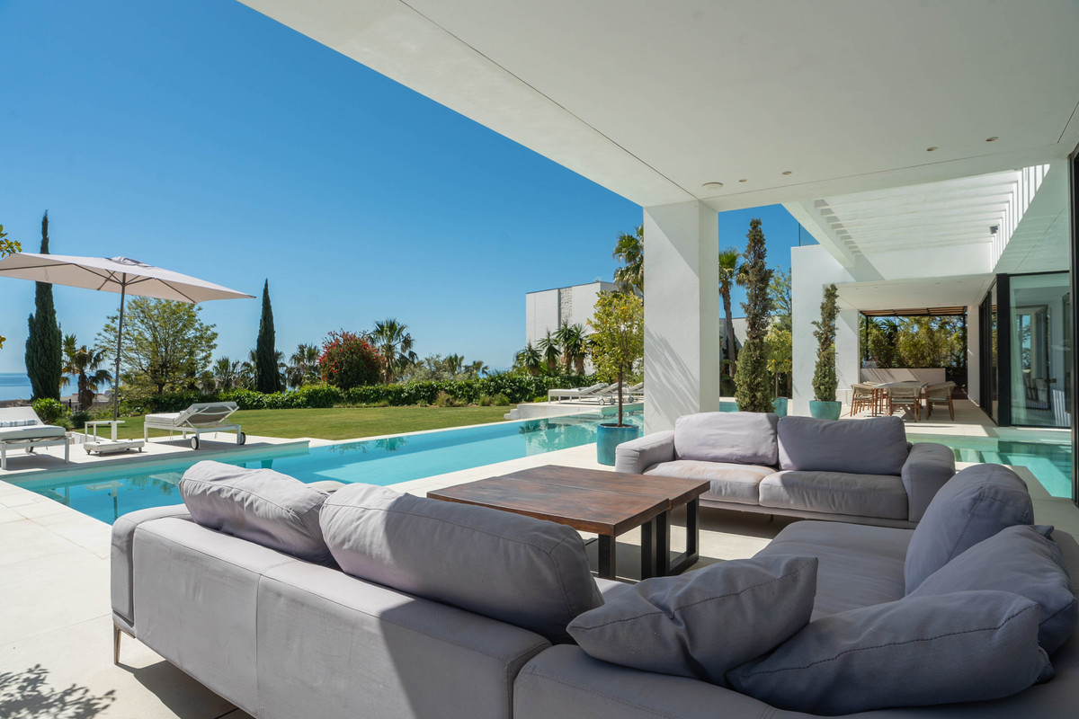 Se vende Villa - Chalet de 9 dormitorios en Costa Del Sol, Málaga, España