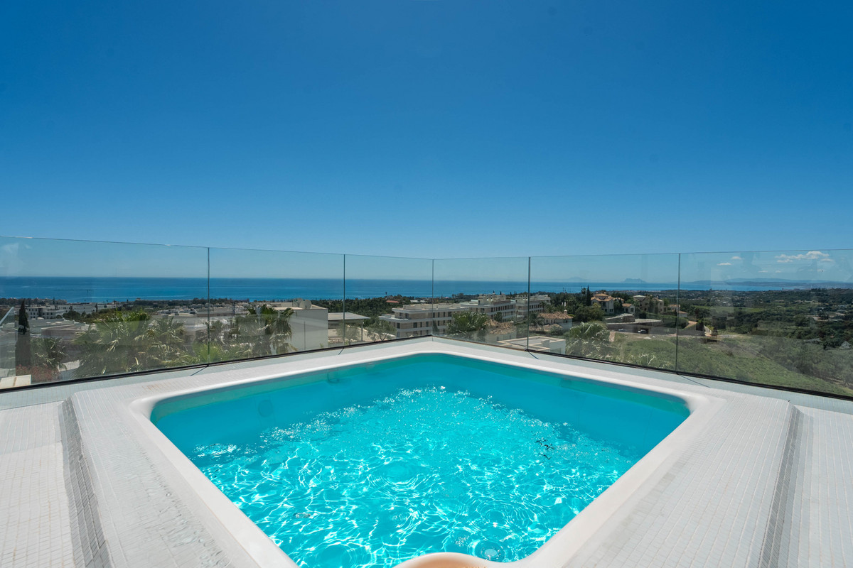 Se vende Villa - Chalet de 9 dormitorios en Costa Del Sol, Málaga, España