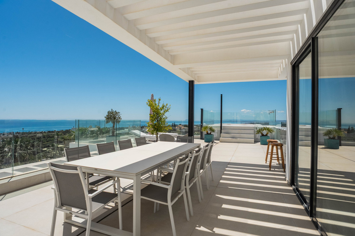 Se vende Villa - Chalet de 9 dormitorios en Costa Del Sol, Málaga, España