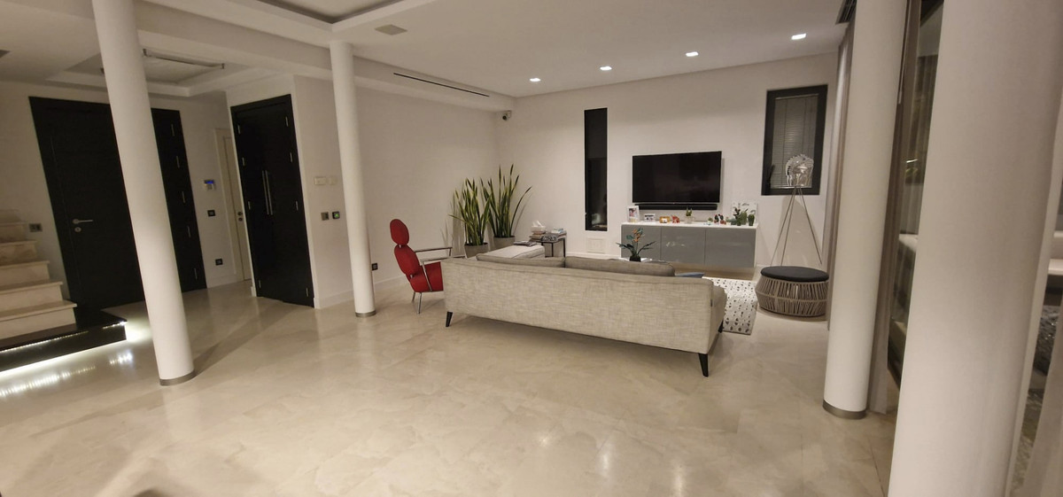 Se vende Villa - Chalet de 3 dormitorios en Costa Del Sol, Málaga, España