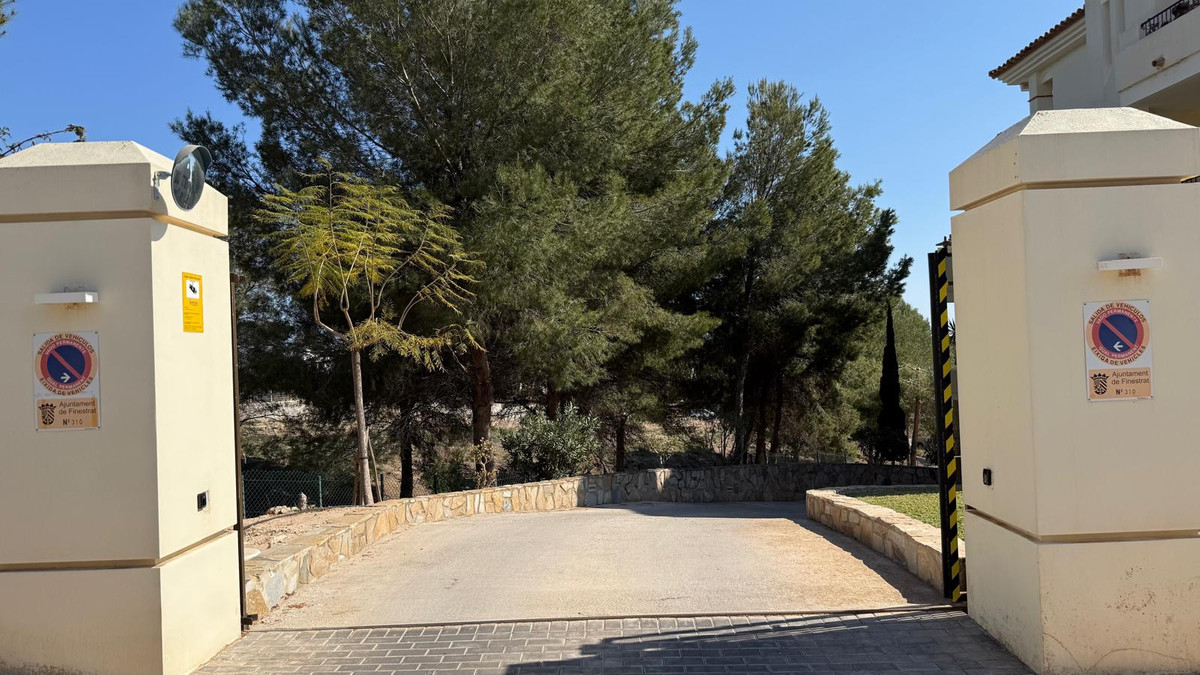 3 Bed Apartment for sale in Finestrat Costa Blanca, Alicante, Spain