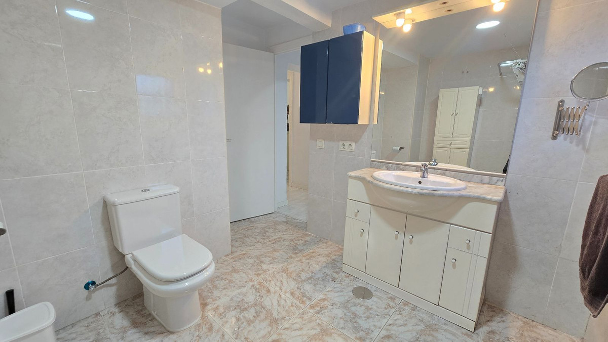 2 Bed Apartment for sale in Torremolinos Costa Del Sol, Málaga, Spain