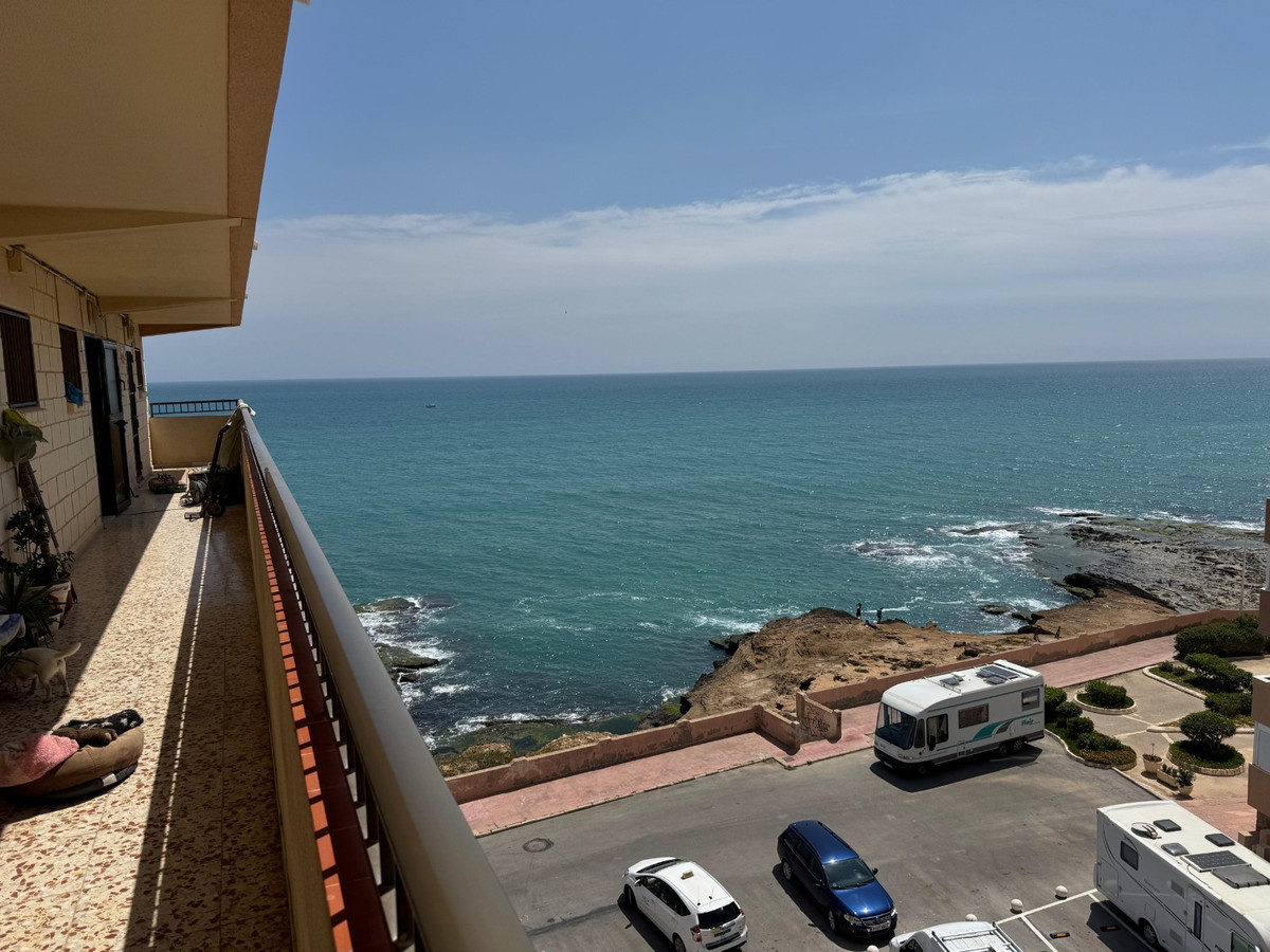 Se vende Apartamento Planta Media de 1 dormitorios en Costa Blanca, Alicante, España