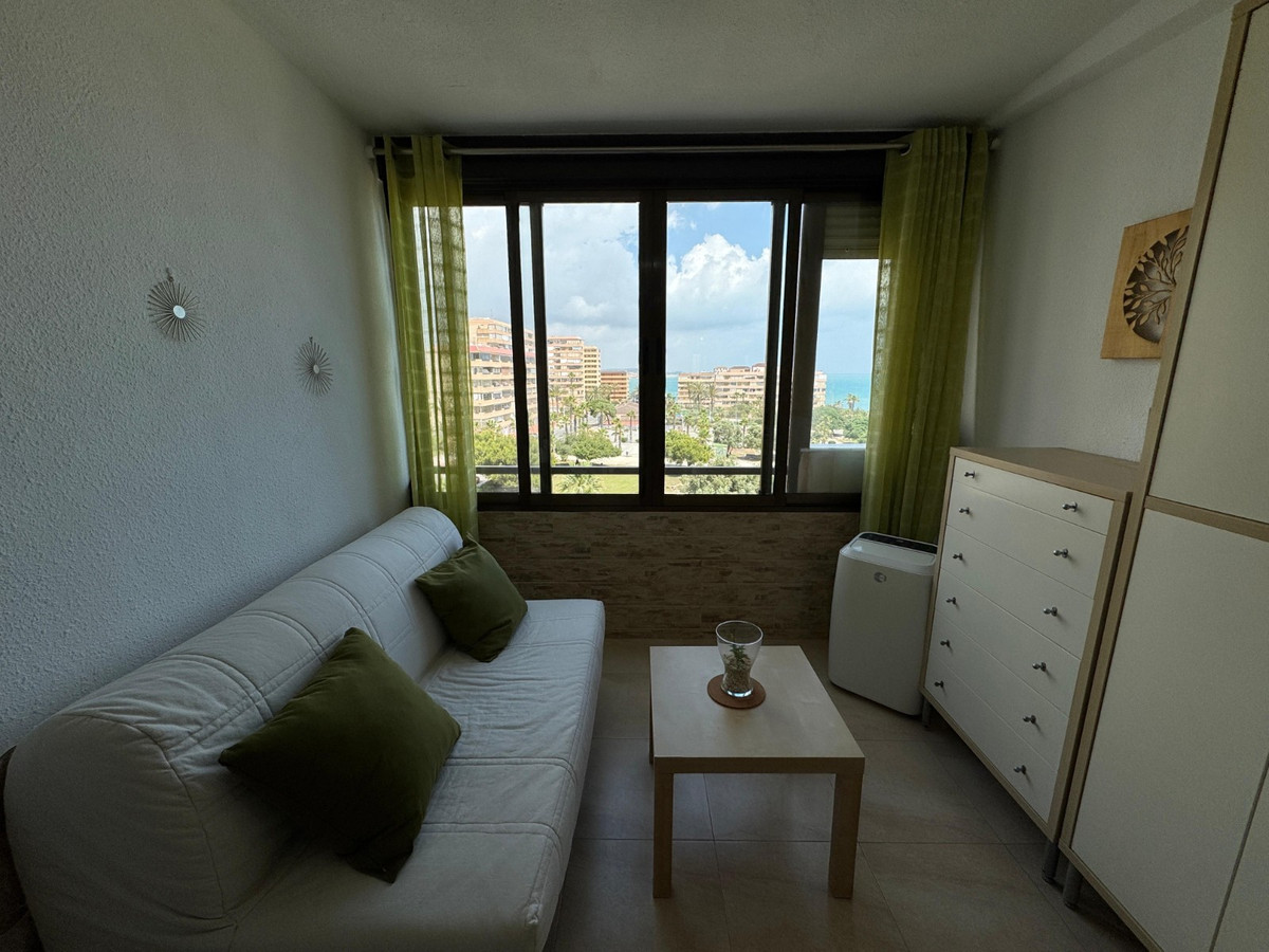 Se vende Apartamento Planta Media de 1 dormitorios en Costa Blanca, Alicante, España