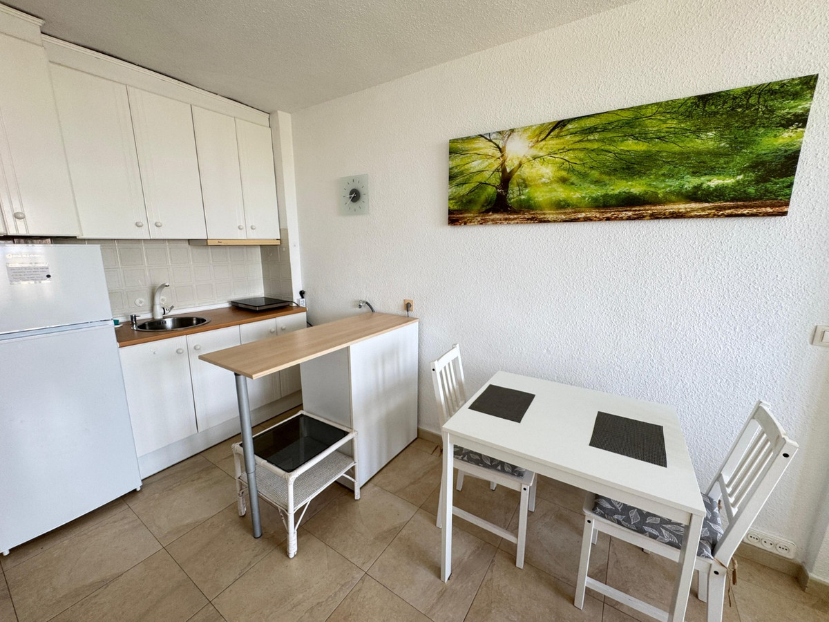 Se vende Apartamento Planta Media de 1 dormitorios en Costa Blanca, Alicante, España