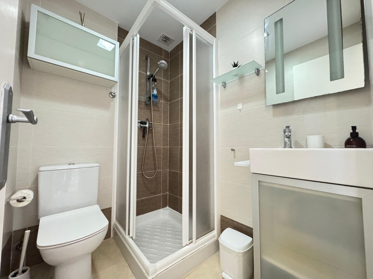 Se vende Apartamento Planta Media de 1 dormitorios en Costa Blanca, Alicante, España