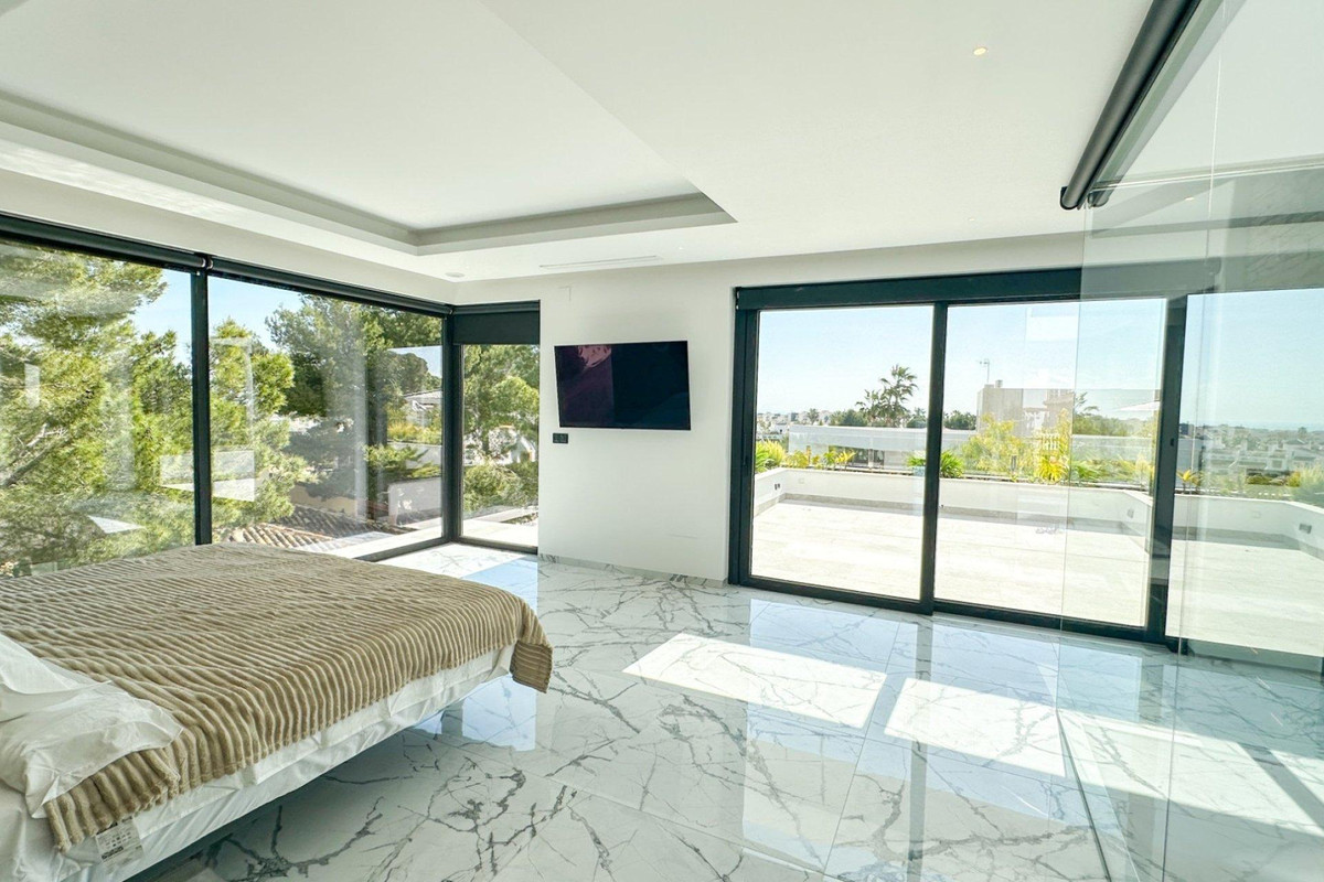 4 Bed Townhouse for sale in Villamartin Costa Blanca, Alicante, Spain
