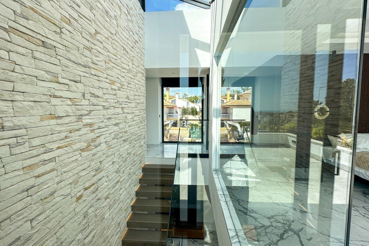 4 Bed Townhouse for sale in Villamartin Costa Blanca, Alicante, Spain