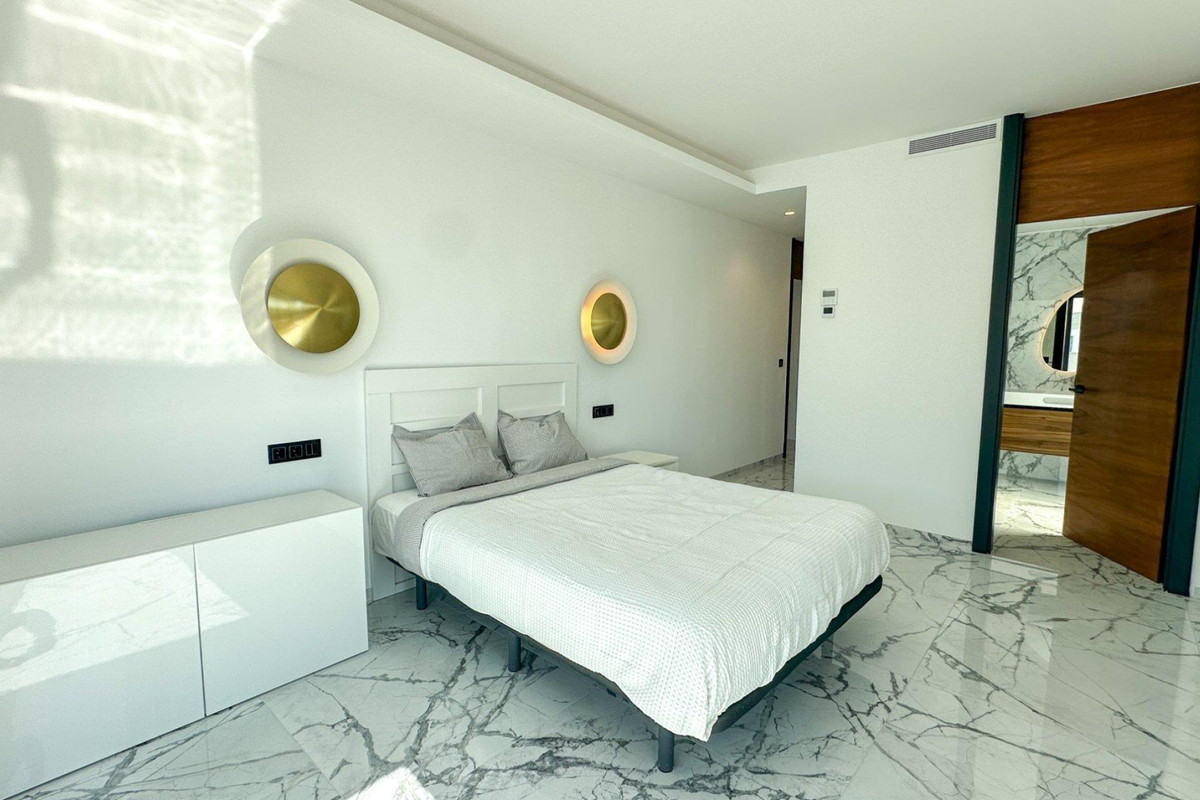 4 Bed Townhouse for sale in Villamartin Costa Blanca, Alicante, Spain