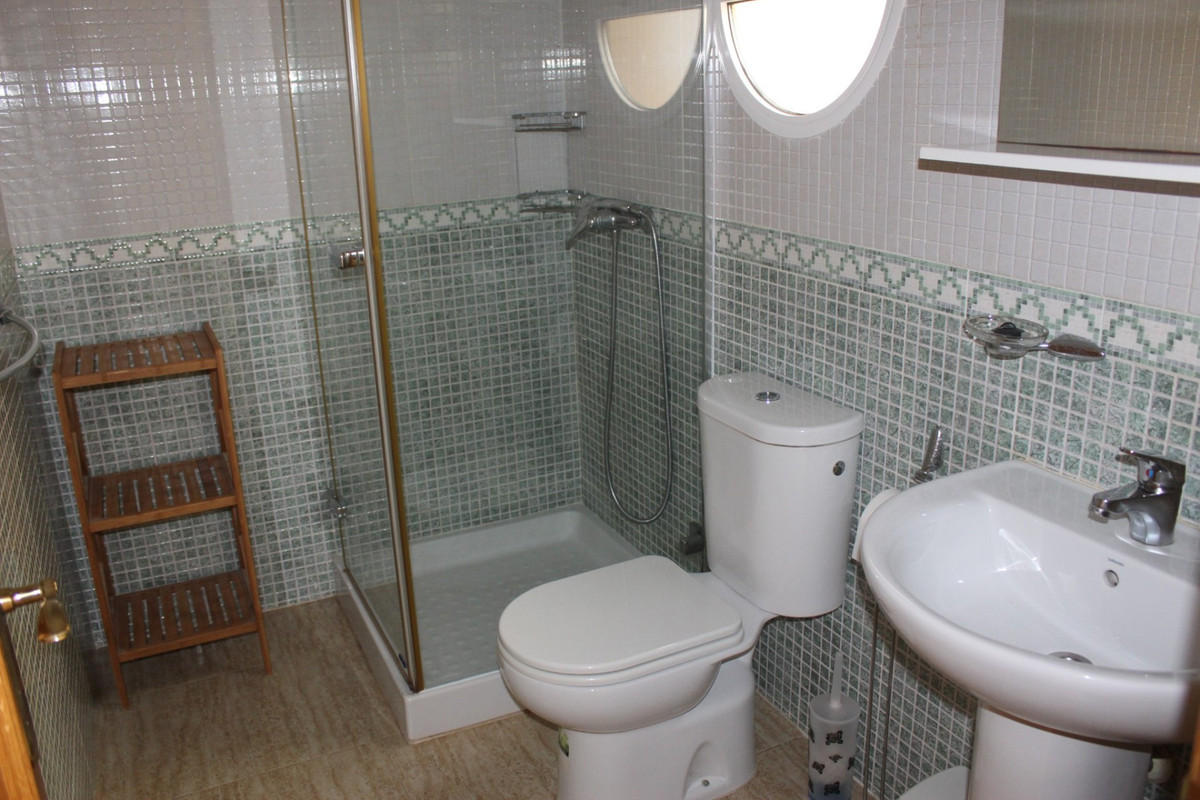 Se vende Pareada de 3 dormitorios en Costa Blanca, Alicante, España