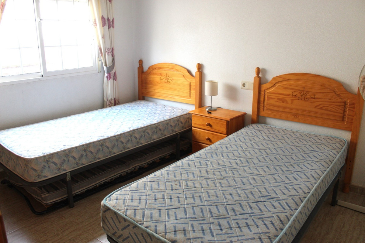 Se vende Pareada de 3 dormitorios en Costa Blanca, Alicante, España