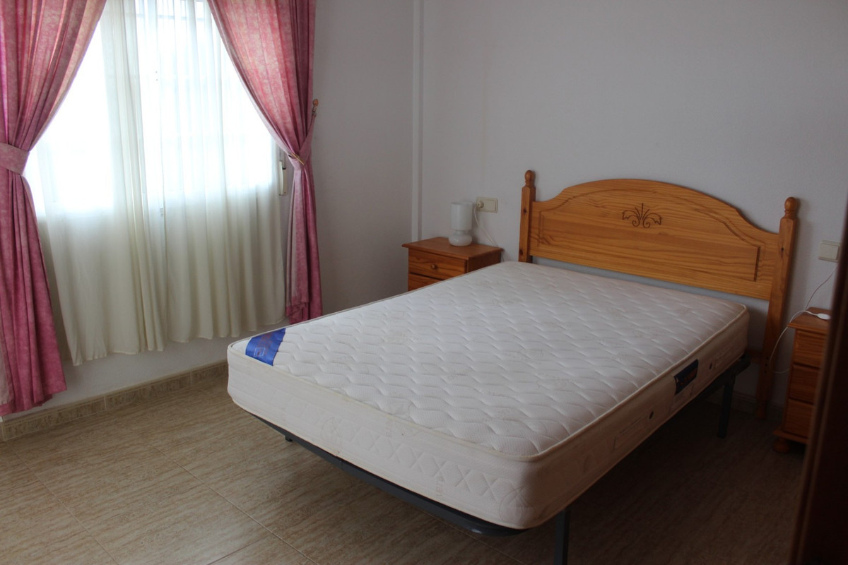 Se vende Pareada de 3 dormitorios en Costa Blanca, Alicante, España