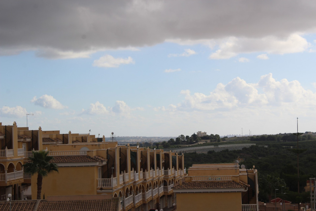 Se vende Pareada de 3 dormitorios en Costa Blanca, Alicante, España