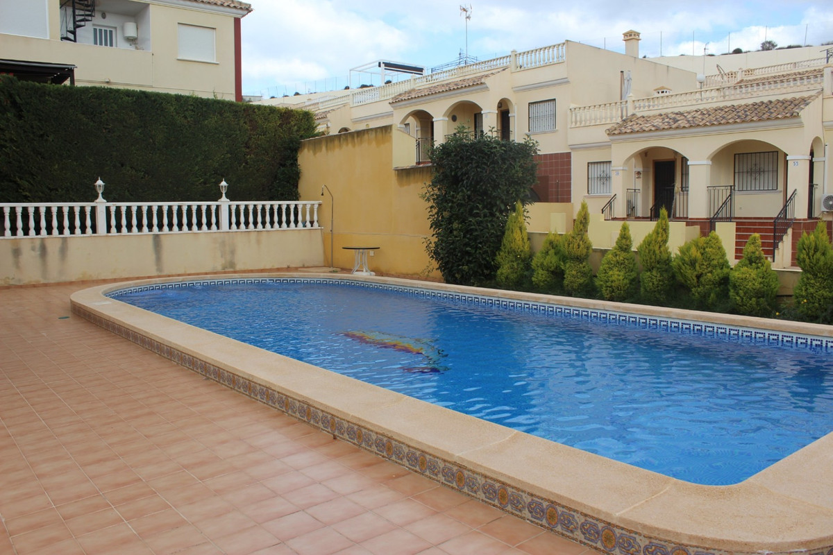 Se vende Pareada de 3 dormitorios en Costa Blanca, Alicante, España