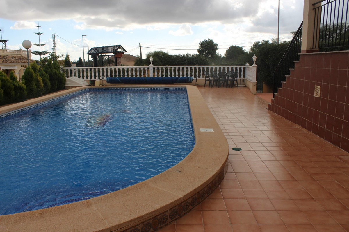 Se vende Pareada de 3 dormitorios en Costa Blanca, Alicante, España