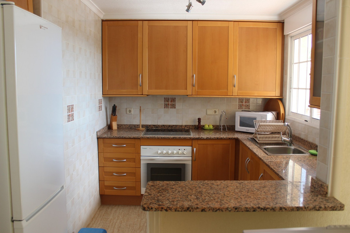 Se vende Pareada de 3 dormitorios en Costa Blanca, Alicante, España