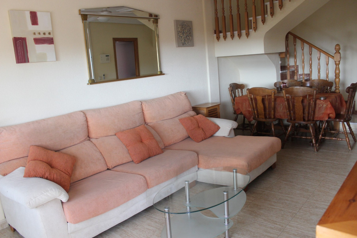 Se vende Pareada de 3 dormitorios en Costa Blanca, Alicante, España