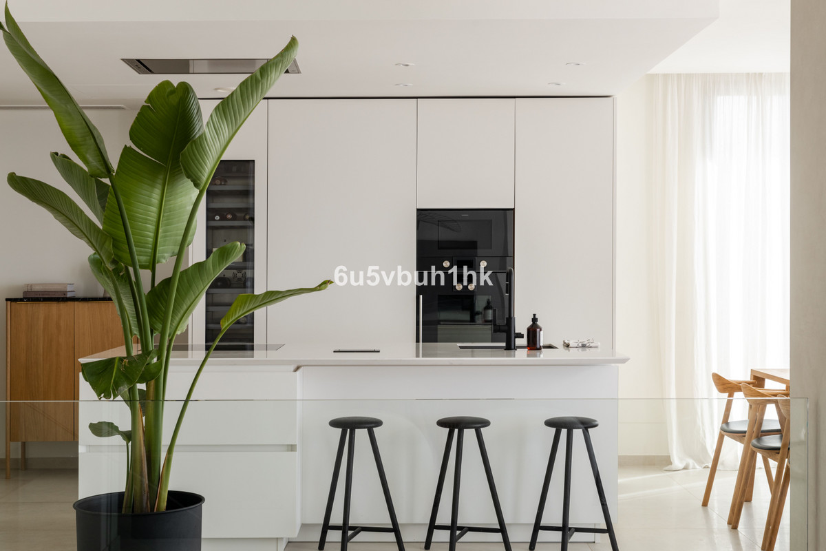 3 Bed Apartment for sale in Nueva Andalucía Costa Del Sol, Málaga, Spain