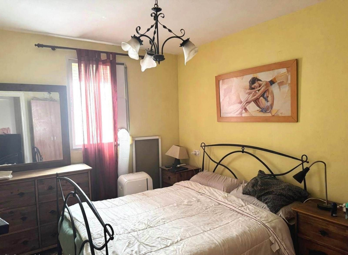 Se vende Apartamento Planta Media de 3 dormitorios en Costa Del Sol, Málaga, España