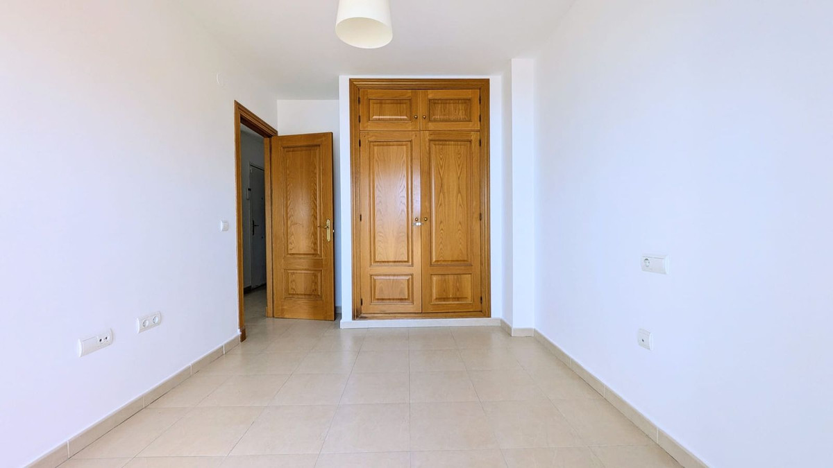 2 Bed Apartment for sale in Las Lagunas Costa Del Sol, Málaga, Spain