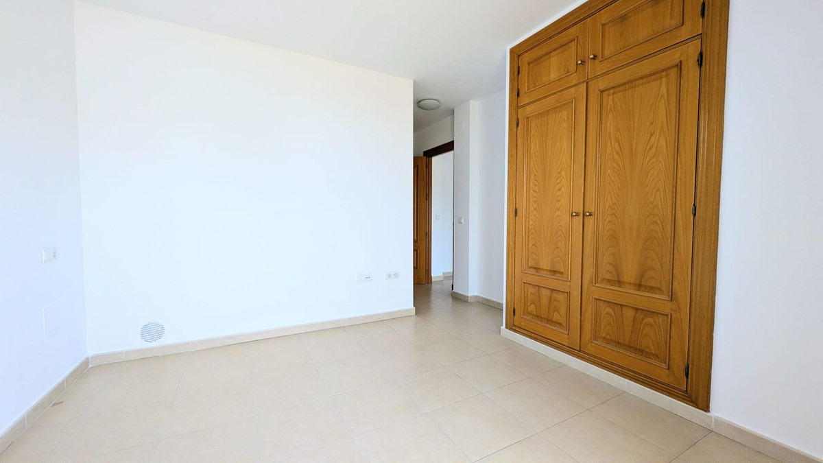 2 Bed Apartment for sale in Las Lagunas Costa Del Sol, Málaga, Spain