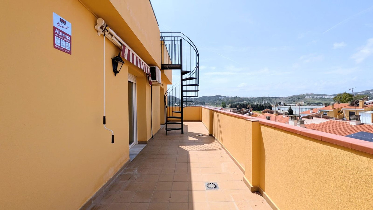 2 Bed Apartment for sale in Las Lagunas Costa Del Sol, Málaga, Spain