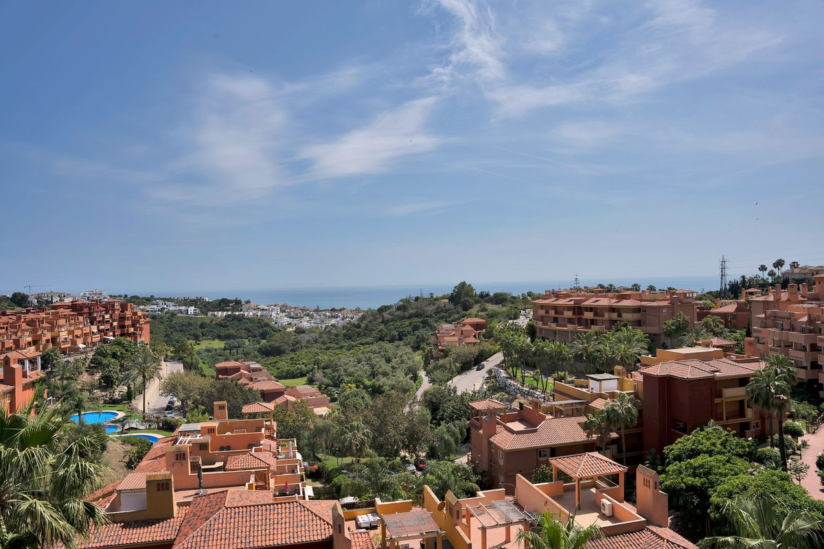 2 Bed Apartment for sale in Reserva De Marbella Costa Del Sol, Málaga, Spain