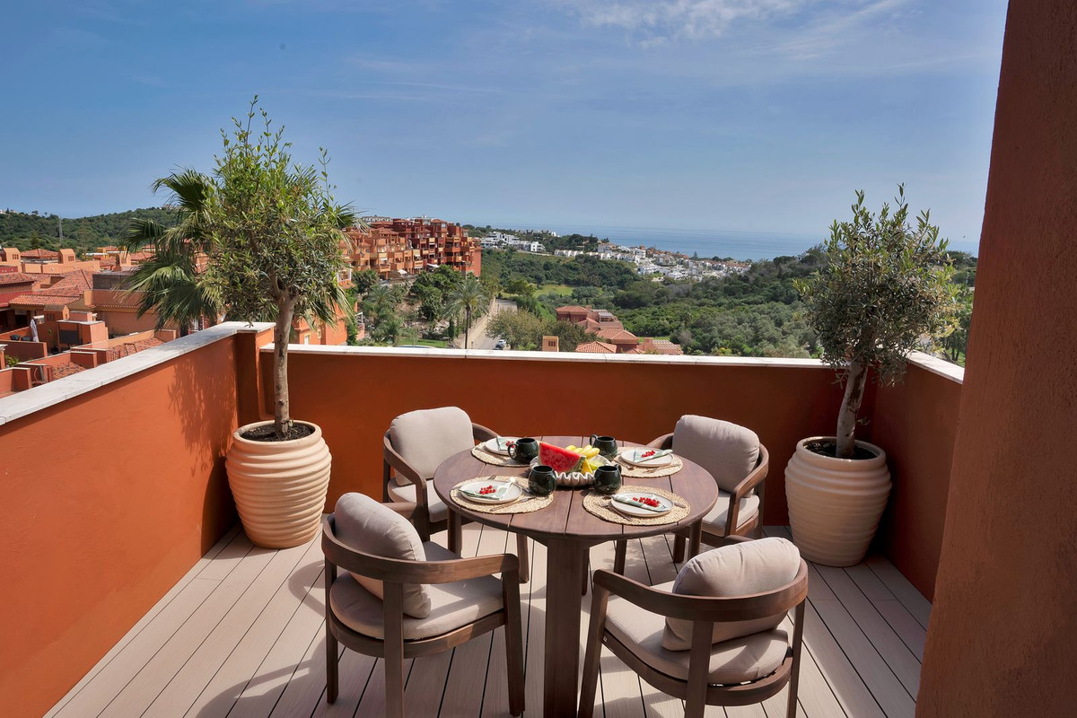 2 Bed Apartment for sale in Reserva De Marbella Costa Del Sol, Málaga, Spain