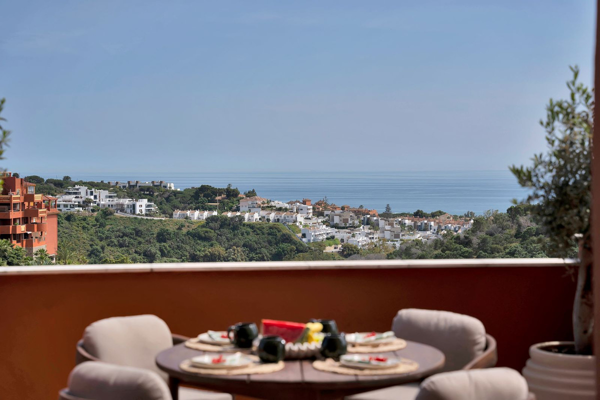 2 Bed Apartment for sale in Reserva De Marbella Costa Del Sol, Málaga, Spain